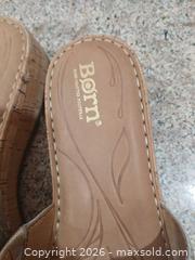 MaxSold Auction: Born Women's Gold Leather Slide Sandals - Las Vegas (Nevada, USA) PARTNER MANAGED Estate Sale Online Auction -  Argent Star Court