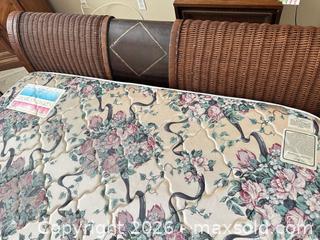 MaxSold Auction: Brown Wicker/Rattan Queen Bed Frame with Headboard & Footboard - Las Vegas (Nevada, USA) PARTNER MANAGED Estate Sale Online Auction -  Argent Star Court