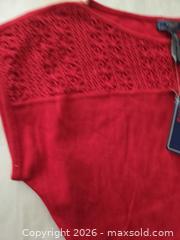 MaxSold Auction: Chaps Red Cotton Short Sleeve Top, Size Large - Las Vegas (Nevada, USA) PARTNER MANAGED Estate Sale Online Auction -  Argent Star Court