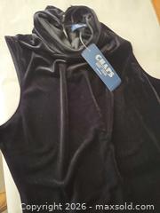MaxSold Auction: Chaps Women's Black Polyester Cowl/Turtleneck Top, Size L - Las Vegas (Nevada, USA) PARTNER MANAGED Estate Sale Online Auction -  Argent Star Court
