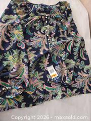 MaxSold Auction: Chaps XL Paisley 100% Polyester Top - Navy/Multi/Pink/Green - Las Vegas (Nevada, USA) PARTNER MANAGED Estate Sale Online Auction -  Argent Star Court