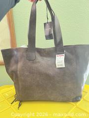 MaxSold Auction: Claudia Firenze Genuine Leather Brown Fringe Tote - Made in Italy - Las Vegas (Nevada, USA) PARTNER MANAGED Estate Sale Online Auction -  Argent Star Court