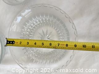 MaxSold Auction: Clear Glass Starburst Cut Bowl Set, 6 Pieces - Las Vegas (Nevada, USA) PARTNER MANAGED Estate Sale Online Auction -  Argent Star Court