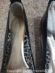 MaxSold Auction: Coach Ballet Flats Size 7.5 Black - Las Vegas (Nevada, USA) PARTNER MANAGED Estate Sale Online Auction -  Argent Star Court
