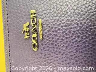 MaxSold Auction: Coach Purple Leather Zip-Around Medium Wallet - Las Vegas (Nevada, USA) PARTNER MANAGED Estate Sale Online Auction -  Argent Star Court