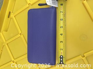 MaxSold Auction: Coach Purple Leather Zip-Around Medium Wallet - Las Vegas (Nevada, USA) PARTNER MANAGED Estate Sale Online Auction -  Argent Star Court