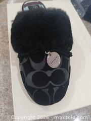 MaxSold Auction: Coach Women's Black Suede Slipper, Size 7 - Las Vegas (Nevada, USA) PARTNER MANAGED Estate Sale Online Auction -  Argent Star Court