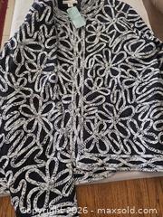 MaxSold Auction: Coldwater Creek L Open-Front Jacket Black and White - Las Vegas (Nevada, USA) PARTNER MANAGED Estate Sale Online Auction -  Argent Star Court