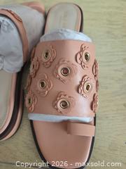 MaxSold Auction: Cole Haan Slide Sandals Beige/Nude US Women's 7 1/2 - Las Vegas (Nevada, USA) PARTNER MANAGED Estate Sale Online Auction -  Argent Star Court