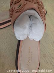 MaxSold Auction: Cole Haan Slide Sandals Beige/Nude US Women's 7 1/2 - Las Vegas (Nevada, USA) PARTNER MANAGED Estate Sale Online Auction -  Argent Star Court
