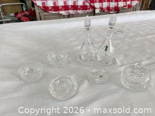 MaxSold Auction: Cut Crystal Cruet, Candy Box & Small Dishes Set (7 Pieces) - Las Vegas (Nevada, USA) PARTNER MANAGED Estate Sale Online Auction -  Argent Star Court