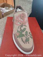 MaxSold Auction: Donald J Pliner Slip-On Sneaker Suede Rhinestone Floral - Las Vegas (Nevada, USA) PARTNER MANAGED Estate Sale Online Auction -  Argent Star Court