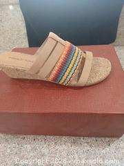 MaxSold Auction: Donald/J Pliner Multi Fawn/Tan Wedge Sandal US 7.5 - Las Vegas (Nevada, USA) PARTNER MANAGED Estate Sale Online Auction -  Argent Star Court