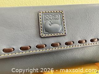 MaxSold Auction: Dooney & Bourke Blue Leather Wallet - Las Vegas (Nevada, USA) PARTNER MANAGED Estate Sale Online Auction -  Argent Star Court