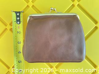 MaxSold Auction: Dooney & Bourke Brown Genuine Leather Kiss-Lock Coin Purse - Las Vegas (Nevada, USA) PARTNER MANAGED Estate Sale Online Auction -  Argent Star Court