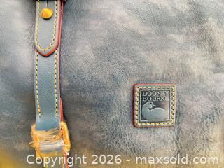 MaxSold Auction: Dooney & Bourke Leather Satchel/Tote, Blue/Teal - Las Vegas (Nevada, USA) PARTNER MANAGED Estate Sale Online Auction -  Argent Star Court