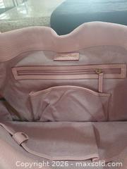 MaxSold Auction: Dooney & Bourke Light Pink Leather Shoulder Bag - Las Vegas (Nevada, USA) PARTNER MANAGED Estate Sale Online Auction -  Argent Star Court