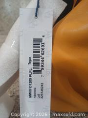 MaxSold Auction: Dooney & Bourke Tegan Medium Leather Handbag - Mustard/Palomino - Las Vegas (Nevada, USA) PARTNER MANAGED Estate Sale Online Auction -  Argent Star Court