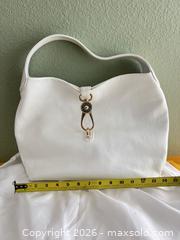 MaxSold Auction: Dooney & Bourke White Pebbled Leather Shoulder Bag - Las Vegas (Nevada, USA) PARTNER MANAGED Estate Sale Online Auction -  Argent Star Court