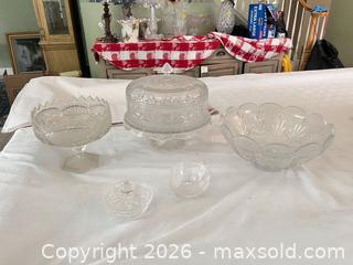 MaxSold Auction: Finley Czech Lead Crystal Covered Cake Stand, Compote & Serving Bowl - Las Vegas (Nevada, USA) PARTNER MANAGED Estate Sale Online Auction -  Argent Star Court