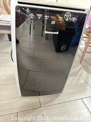 MaxSold Auction: Honeywell Portable Air Conditioner - Las Vegas (Nevada, USA) PARTNER MANAGED Estate Sale Online Auction -  Argent Star Court