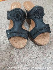 MaxSold Auction: Jack Rogers Wedge Sandals, Size 7M, Black/Beige with Gold Accents - Las Vegas (Nevada, USA) PARTNER MANAGED Estate Sale Online Auction -  Argent Star Court