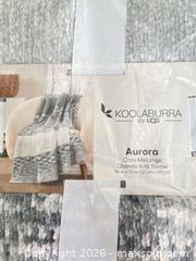 MaxSold Auction: Koolaburra by UGG Aurora Chenille Throw 50 x 70 in Grey Dove Melange - Las Vegas (Nevada, USA) PARTNER MANAGED Estate Sale Online Auction -  Argent Star Court