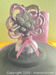 MaxSold Auction: Lalique Amethyst Crystal Flacon / Perfume Bottle - Las Vegas (Nevada, USA) PARTNER MANAGED Estate Sale Online Auction -  Argent Star Court