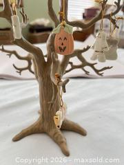 MaxSold Auction: Lenox Halloween Decorative Tree with 24K Gold Accents - Las Vegas (Nevada, USA) PARTNER MANAGED Estate Sale Online Auction -  Argent Star Court