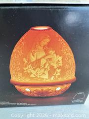 MaxSold Auction: Lladró Porcelain Lithophane Votive Lights, Set of 2 - Las Vegas (Nevada, USA) PARTNER MANAGED Estate Sale Online Auction -  Argent Star Court