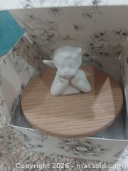 MaxSold Auction: Lladró Scented Candle in Glass Jar with Porcelain Cherub Lid - Las Vegas (Nevada, USA) PARTNER MANAGED Estate Sale Online Auction -  Argent Star Court