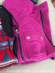 MaxSold Auction: Lot of 10 Women's Tops & Sweaters - Assorted Brands - Las Vegas (Nevada, USA) PARTNER MANAGED Estate Sale Online Auction -  Argent Star Court