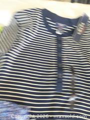 MaxSold Auction: Lot of 5 Large Tops – Mixed Short Sleeve & Sleeveless - Las Vegas (Nevada, USA) PARTNER MANAGED Estate Sale Online Auction -  Argent Star Court