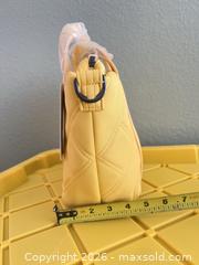 MaxSold Auction: Lug Yellow Small Tote Canvas/Nylon - Las Vegas (Nevada, USA) PARTNER MANAGED Estate Sale Online Auction -  Argent Star Court