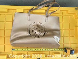 MaxSold Auction: Neiman Marcus Gold/Champagne Faux Leather Tote - Las Vegas (Nevada, USA) PARTNER MANAGED Estate Sale Online Auction -  Argent Star Court