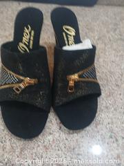 MaxSold Auction: Onex Women's 7M Black Gold-Trim Slide Mule Heels - Las Vegas (Nevada, USA) PARTNER MANAGED Estate Sale Online Auction -  Argent Star Court