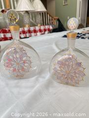 MaxSold Auction: Pair of Vintage Glass Decanters with Stoppers, Gold & Pink Trim - Las Vegas (Nevada, USA) PARTNER MANAGED Estate Sale Online Auction -  Argent Star Court