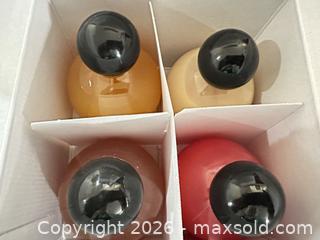 MaxSold Auction: Perlier 4-Piece Mini Bath Set — Honey & Floral Scents - Las Vegas (Nevada, USA) PARTNER MANAGED Estate Sale Online Auction -  Argent Star Court