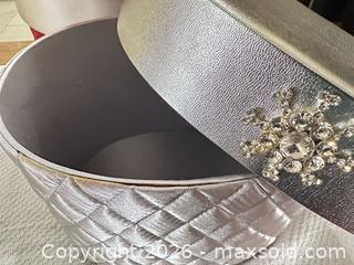 MaxSold Auction: Red, Silver, White & Gold Quilted Satin Gift Boxes with Rhinestones - Las Vegas (Nevada, USA) PARTNER MANAGED Estate Sale Online Auction -  Argent Star Court