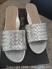 MaxSold Auction: Ron White Emia Woven Slide Mule Silver US 7.5 - Las Vegas (Nevada, USA) PARTNER MANAGED Estate Sale Online Auction -  Argent Star Court