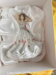 MaxSold Auction: Royal Doulton Dawn (HN 5663) Bone China Figurine - Las Vegas (Nevada, USA) PARTNER MANAGED Estate Sale Online Auction -  Argent Star Court