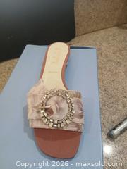 MaxSold Auction: Something Bleu Women's Slide Sandals Size 7.5 Rose/Silver - Las Vegas (Nevada, USA) PARTNER MANAGED Estate Sale Online Auction -  Argent Star Court