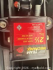 MaxSold Auction: Team Mechanix 2.5 Ton Floor Jack, Steel, Black/Red - Las Vegas (Nevada, USA) PARTNER MANAGED Estate Sale Online Auction -  Argent Star Court