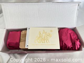 MaxSold Auction: Three Kings Gifts Octagonal Decorative Jewelry & Incense Resin Box - Las Vegas (Nevada, USA) PARTNER MANAGED Estate Sale Online Auction -  Argent Star Court