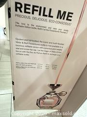 MaxSold Auction: Viktor & Rolf Flowerbomb 50 ml Eau de Parfum Gift Set - Las Vegas (Nevada, USA) PARTNER MANAGED Estate Sale Online Auction -  Argent Star Court