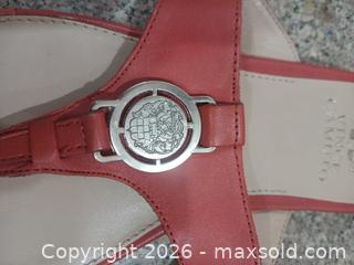 MaxSold Auction: Vince Camuto Coral Leather Slip-On Toe-Post Sandals Size 7.5 / 37.5 - Las Vegas (Nevada, USA) PARTNER MANAGED Estate Sale Online Auction -  Argent Star Court