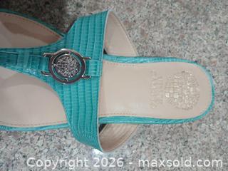 MaxSold Auction: Vince Camuto Turquoise Croc-Embossed Leather Sandals, Size 7.5 - Las Vegas (Nevada, USA) PARTNER MANAGED Estate Sale Online Auction -  Argent Star Court