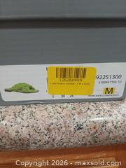 MaxSold Auction: Vionic Kalina Braided Leather Slide Sandal US 7 Lime - Las Vegas (Nevada, USA) PARTNER MANAGED Estate Sale Online Auction -  Argent Star Court