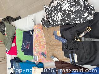 MaxSold Auction: Women's Chaps & Mixed Brand Pants, Jeans, Capris, Shorts - Las Vegas (Nevada, USA) PARTNER MANAGED Estate Sale Online Auction -  Argent Star Court
