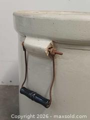 MaxSold Auction: Antique Medalta Pottery 8 Gallon Stoneware Crock  - Toronto (Ontario, Canada) PARTNER MANAGED Reseller Online Auction - Queen Street West.